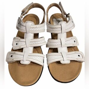 Clarks White Leather Multi-Strap Comfort Sandals